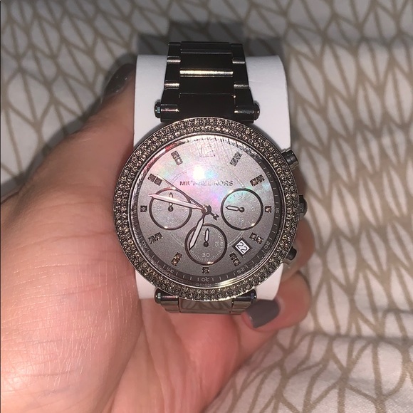 Black Michael Kors Watch - Picture 1 of 2